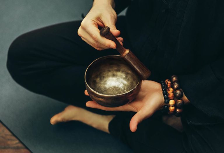 How Do Singing Bowls Help You Keep Relaxed?