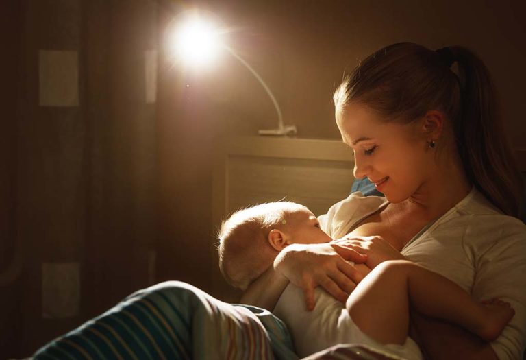 Breastfeeding - What Works Best for Me. My Experience.. and Does It Match With Yours?