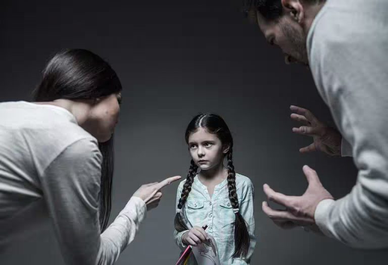 Toxic Parenting – Signs, Types, and How to Deal with It