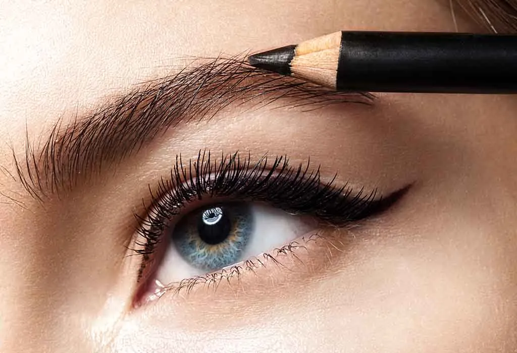 Do eyebrows with pencil for a natural arch