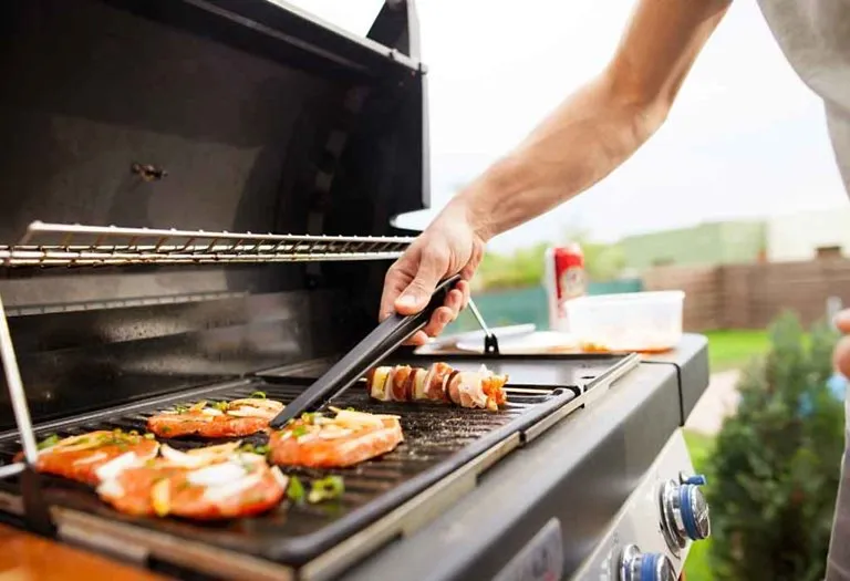 Outdoor Grills - Types, Working and Safety Tips