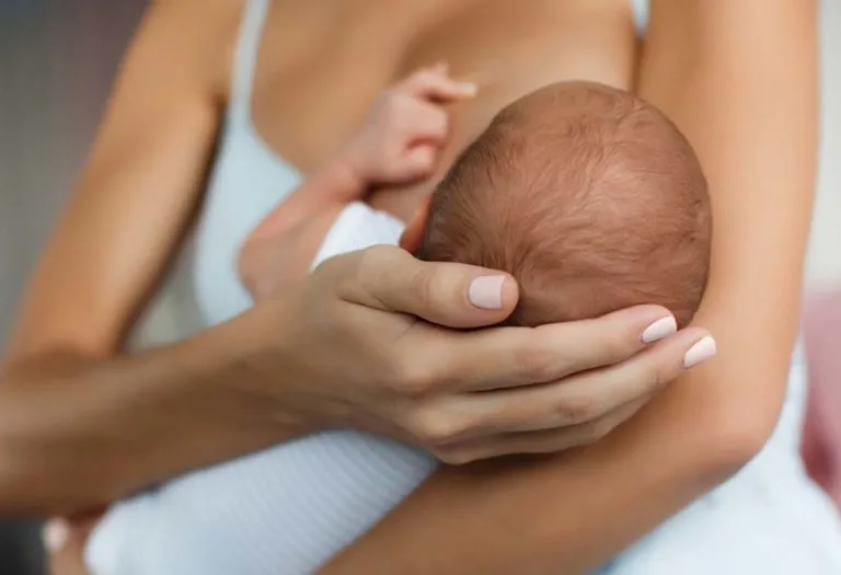 A Mother's Rock-ribbed Will to Breastfeed