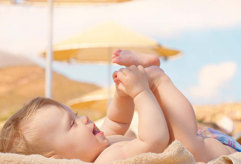 Sunbaths for Babies and the Best Time to Give It.