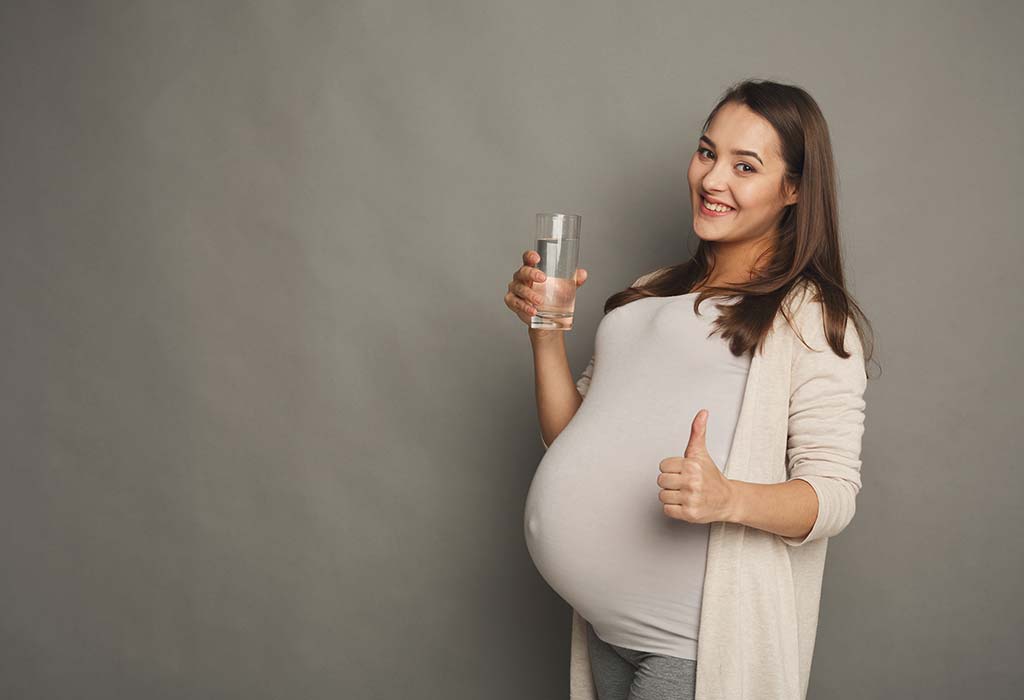 Can Pregnant Women Drink Sparkling Water?  