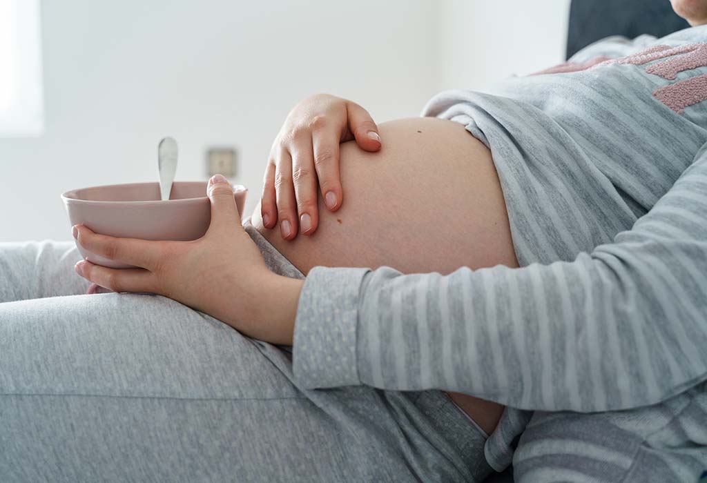 can-you-eat-clam-chowder-while-pregnant