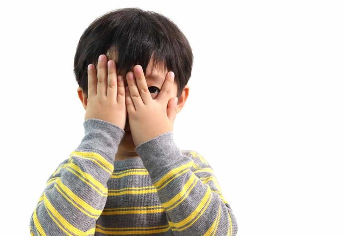 Ways in Which We Can Help Shy Children Cope With Their Shyness