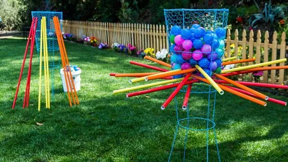 The Giant Kerplunk Outdoor 