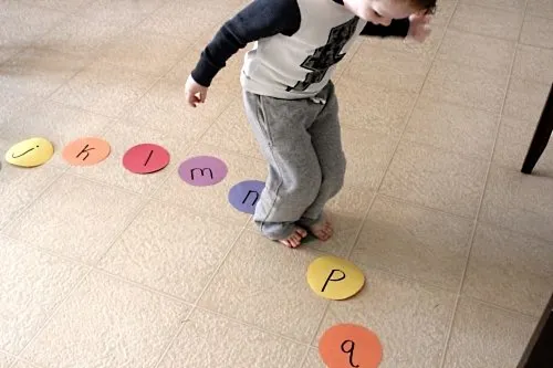 Words Sound Game With Rainbow Hopping