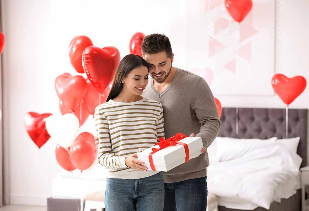 1st anniversary surprise store ideas for husband