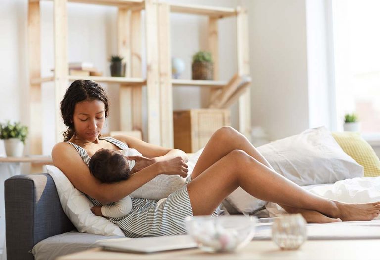 Dancer Hold Breastfeeding - Benefits and How to Do It