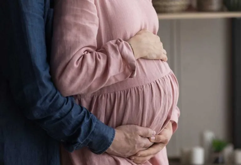 How a Father Can Support New Mom in Her New Phase