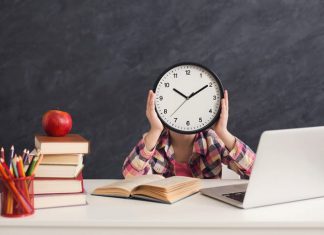 बच्चों के लिए रोजाना का रूटीन - महत्व, चार्ट और टिप्स