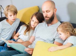 स्कूल और घर में बच्चों की पढ़ाई में माता-पिता की भूमिका स्कूल और घर में बच्चों की पढ़ाई में माता-पिता की भूमिका