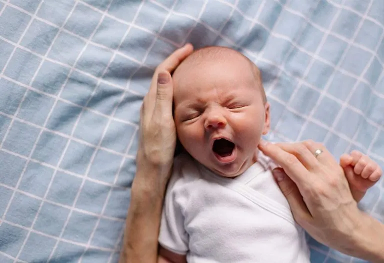 9 Month Sleep Regression - Signs, Causes and How to Deal with It