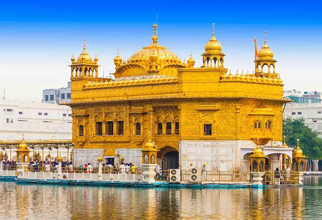 Essay On Golden Temple - 10 Lines, Short and Long Essay For Children ...