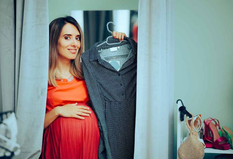 Diwali Glam: Tips for Selecting the Right Festive Wear During Pregnancy