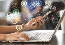 Essay on Internet in Hindi