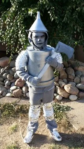 Tin can costume