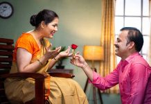 पत्नी के लिए 100 रोमांटिक मैसेज और कोट्स l Romantic Message And Love Quotes For Wife In Hindi पत्नी के लिए रोमांटिक मैसेज और कोट्स