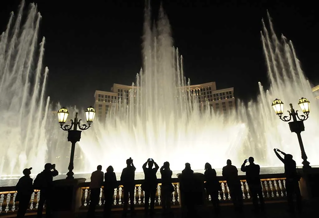 Marvel at the Fountains of Bellagio