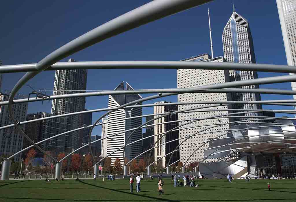 Stroll Through Millennium Park