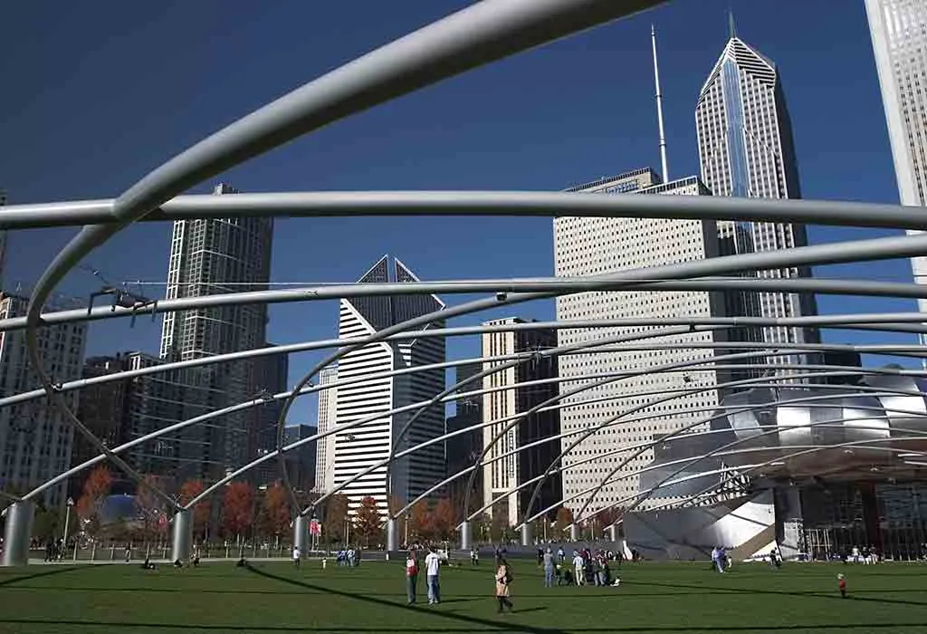 Stroll Through Millennium Park