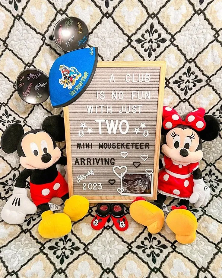 Mini Mouseketeer