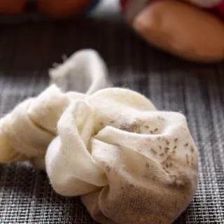 Garlic and Carom (Ajwain) Pouch