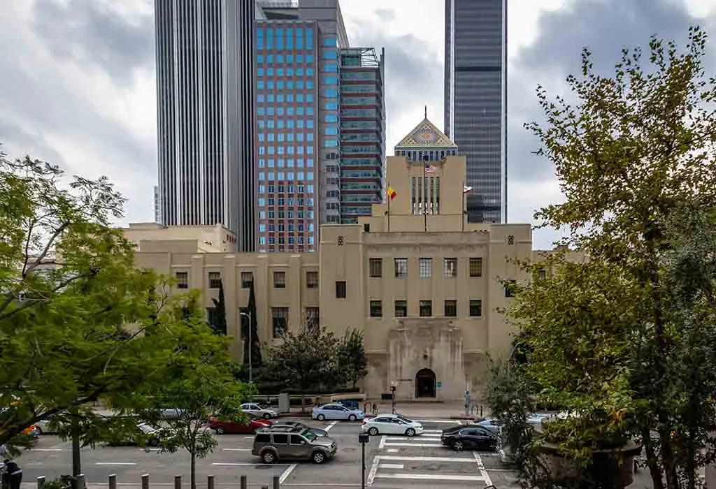 Los Angeles Public Library