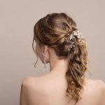 15 Simple and Cute Pregnancy Hairstyles