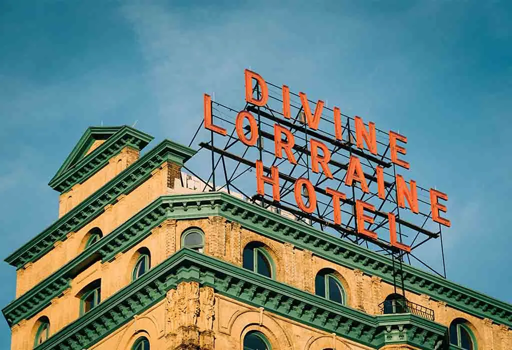Stay at a Family-Friendly Hotel