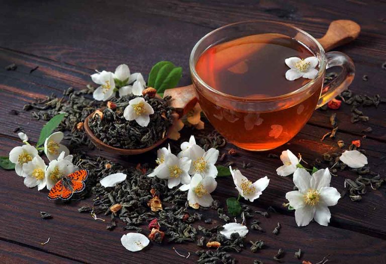 Drinking Jasmine Tea When Pregnant – Is It Safe?
