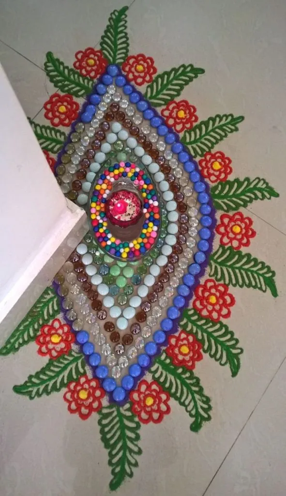 Pebbles rangoli