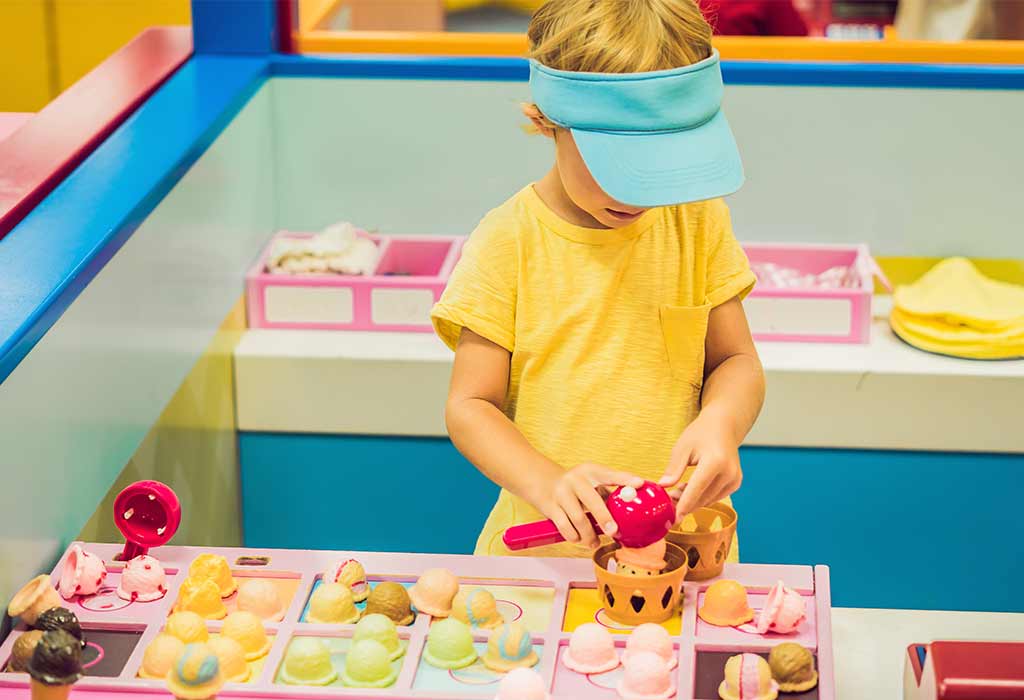 1st Birthday Photoshoot Ideas - Ice Cream Social