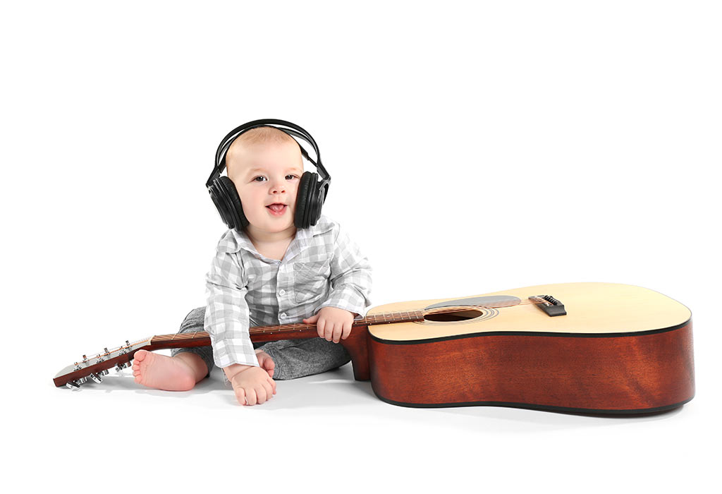 1st Birthday Photoshoot Ideas - Music Maestro
