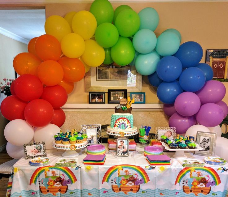 Noah's Ark theme twin birthday party