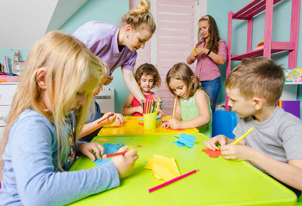 Thanksgiving Colouring Contest