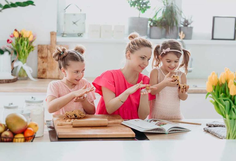 Au Pair vs. Nanny: Which Childcare Option Is Right for Your Family?