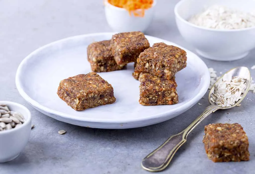 Carrot Cake Protein Bars