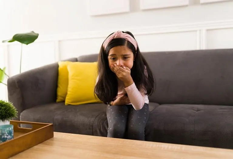Child Is Throwing Up With No Fever - Causes and Treatment