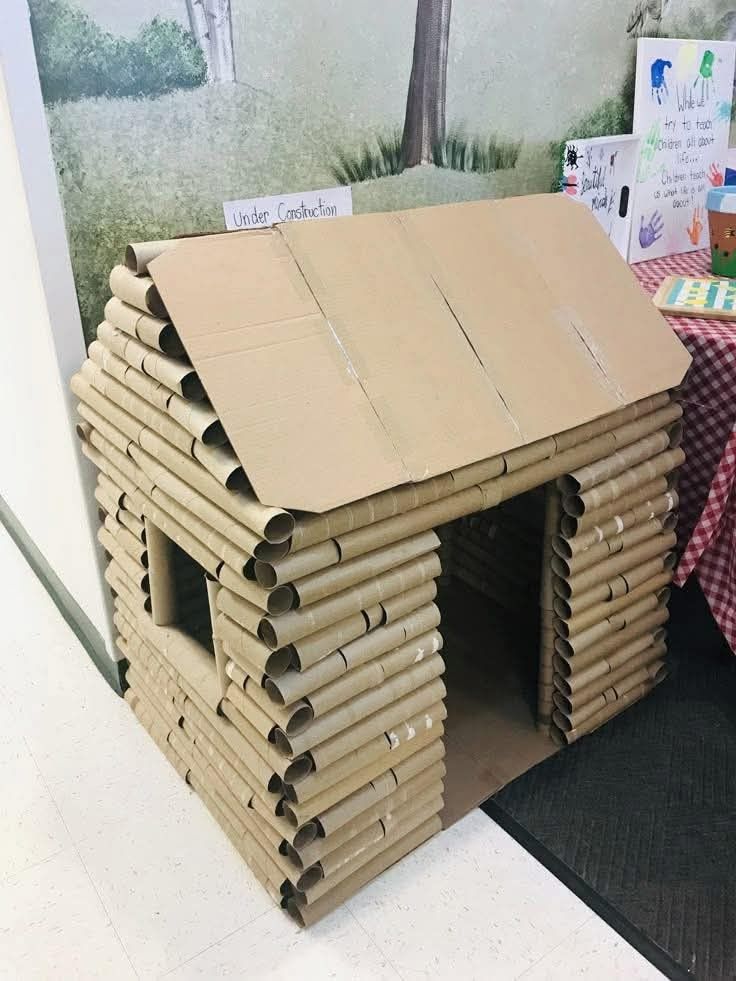 Paper Roll Fort