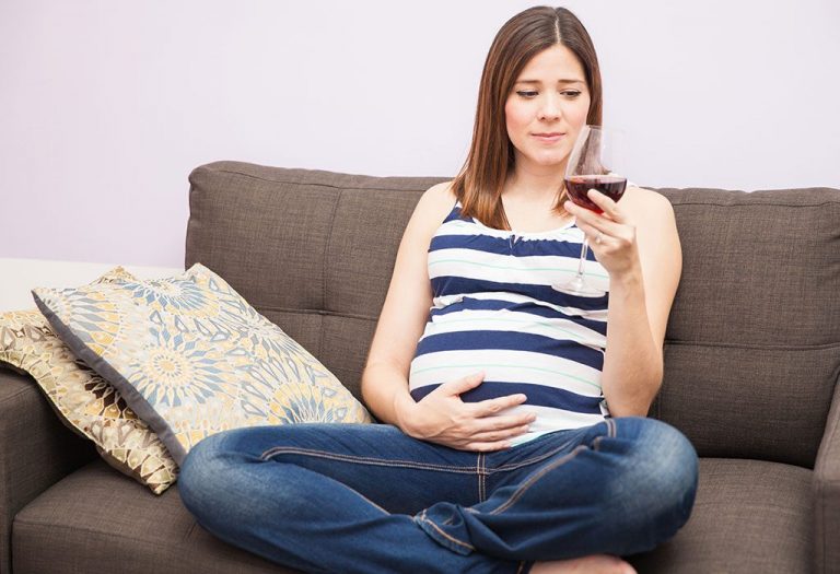 Alcohol During Pregnancy - How to Avoid & Its Effects