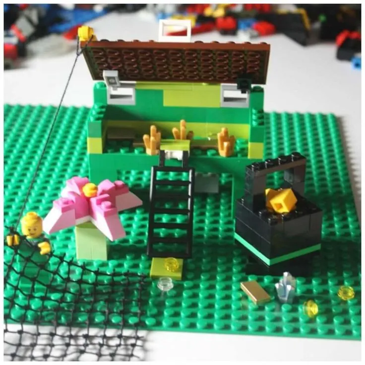 LEGO Leprechaun Trap