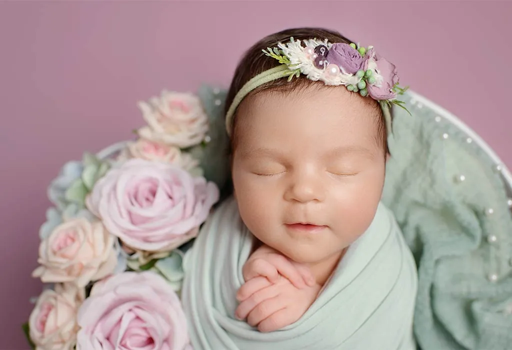 Short Middle Names for Ava