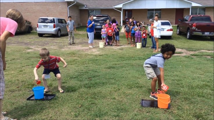 Sponge Relay Race