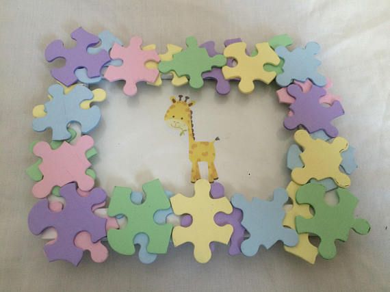 A Photo Frame for a Jigsaw Puzzle Piece