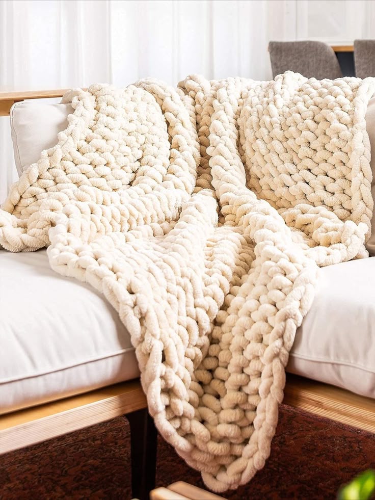 Cosy Throw Blanket