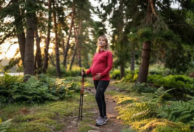 Hiking During Pregnancy - Benefits and Precautions
