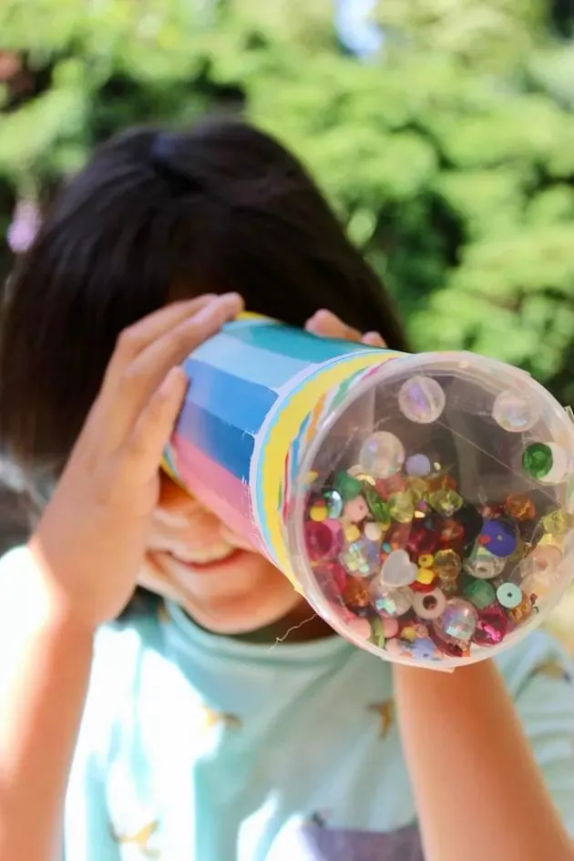 DIY Kaleidoscope DIY Kaleidoscope