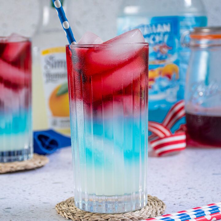 Sparkling Berry Lemonade